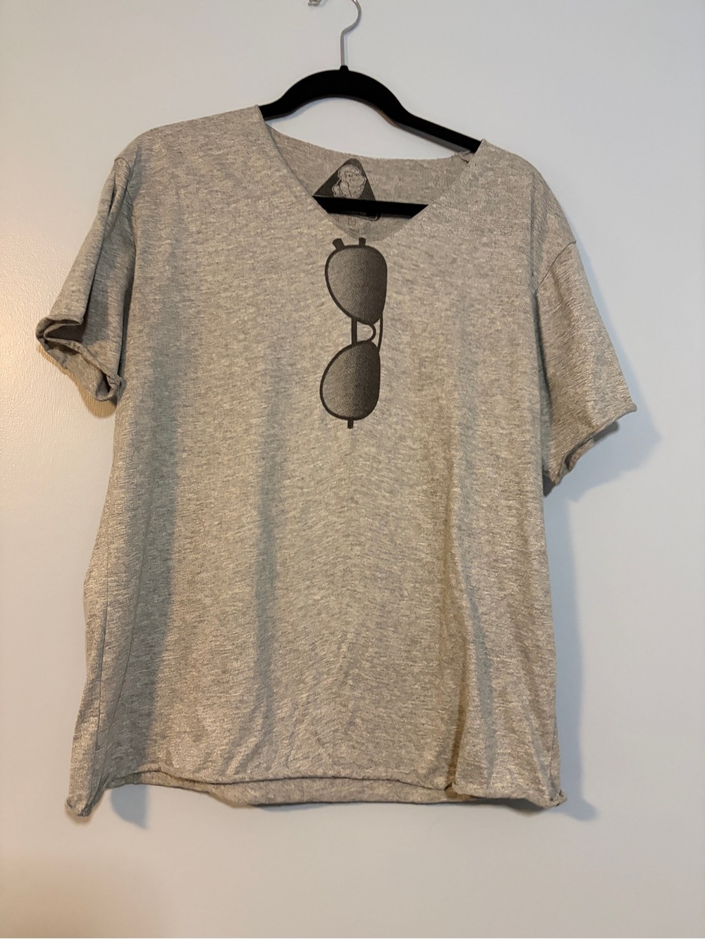 Kong Light Gray Short Sleeve Tee with Sunglasses Print